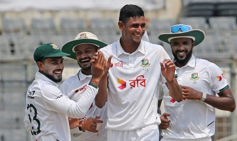 আইসিসির মাসসেরা ক্রিকেটার বাংলাদেশের নাহিদ রানা